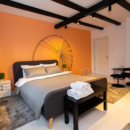 Bed and Breakfast In Longfield Town Câmpulung Moldovenesc Exteriér fotografie