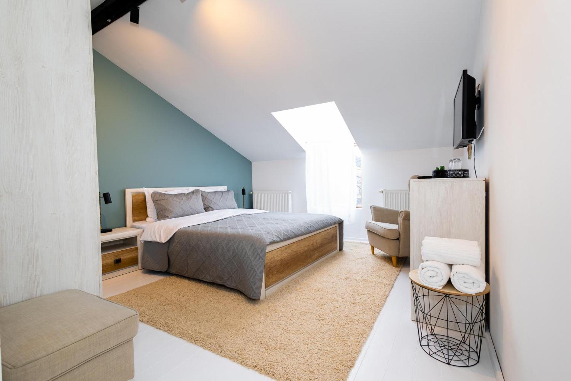 Bed and Breakfast In Longfield Town Câmpulung Moldovenesc Exteriér fotografie
